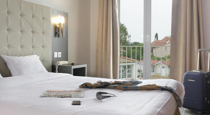 Hotel The Originals Perpignan Sud Le Grillon D'Or Le Boulou Zewnętrze zdjęcie