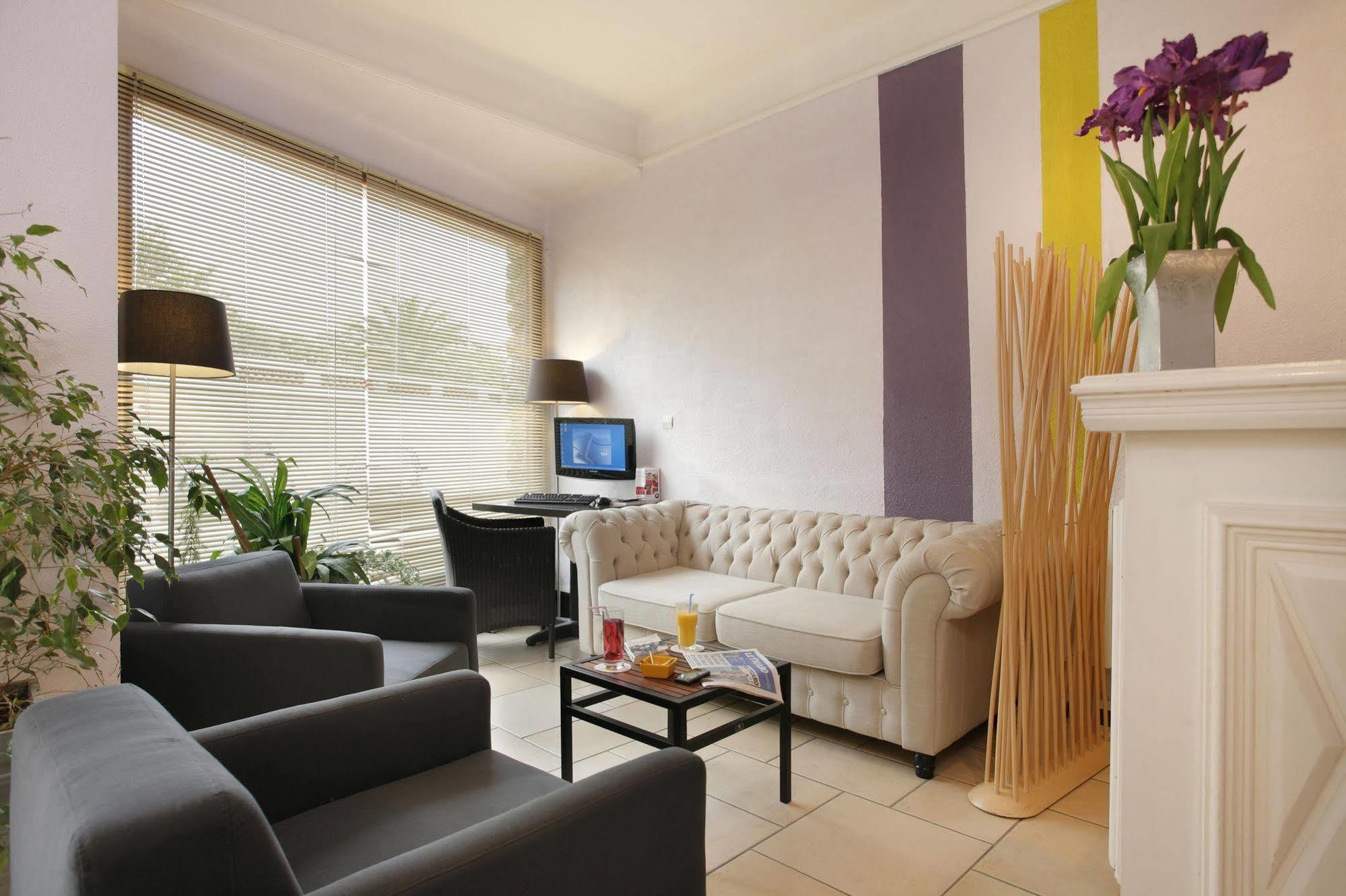 Hotel The Originals Perpignan Sud Le Grillon D'Or Le Boulou Zewnętrze zdjęcie