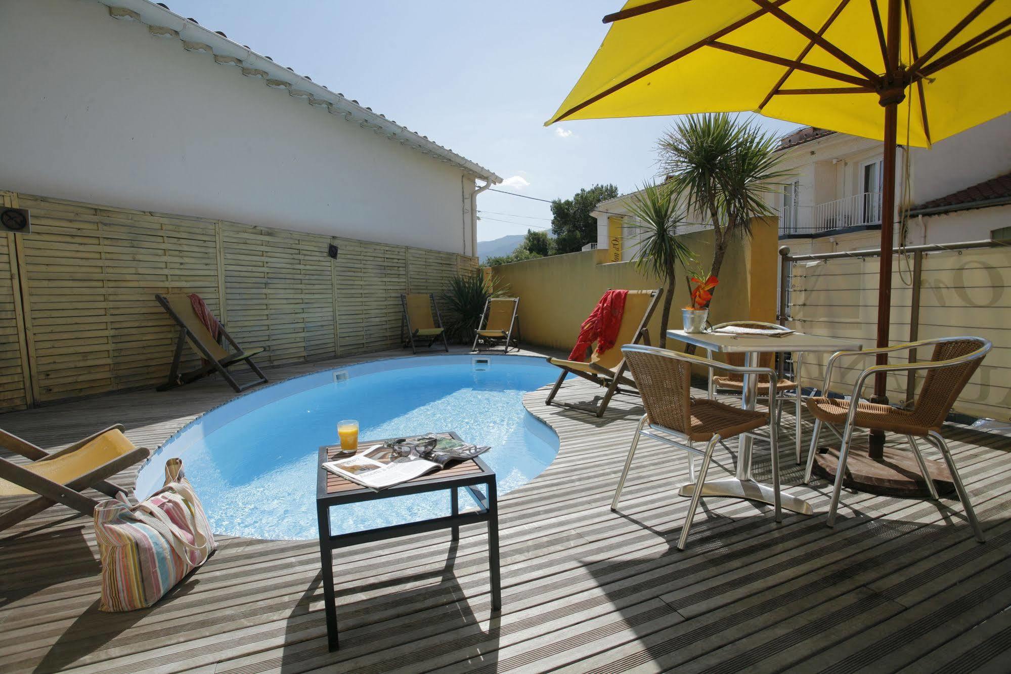 Hotel The Originals Perpignan Sud Le Grillon D'Or Le Boulou Zewnętrze zdjęcie